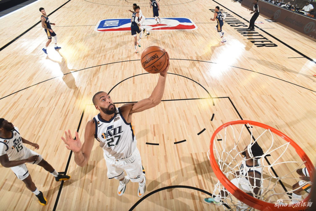 和篮板球争 和篮板球争