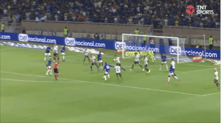 他们通过中 他们通过中