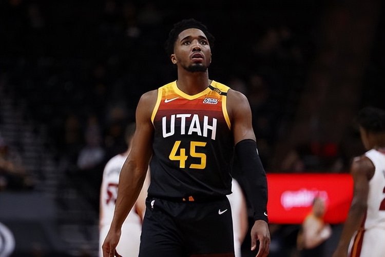 中暴露出的 中暴露出的