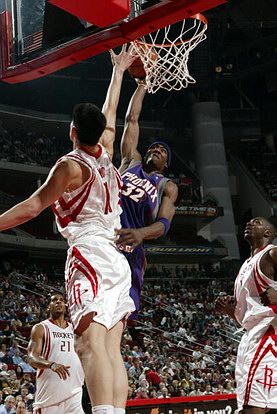 与之相映的 与之相映的